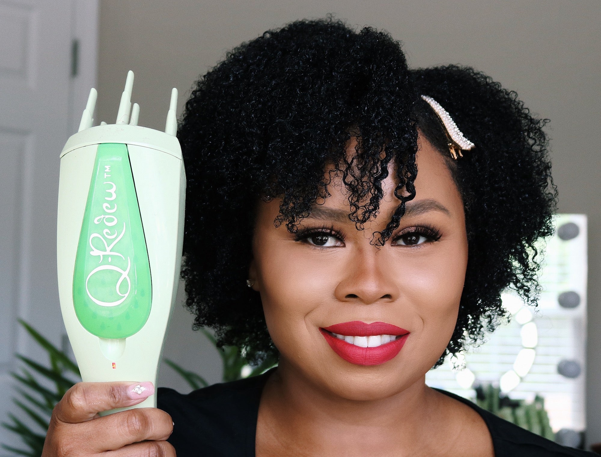 Load video: 4 ways to use Q-Redew on natural hair